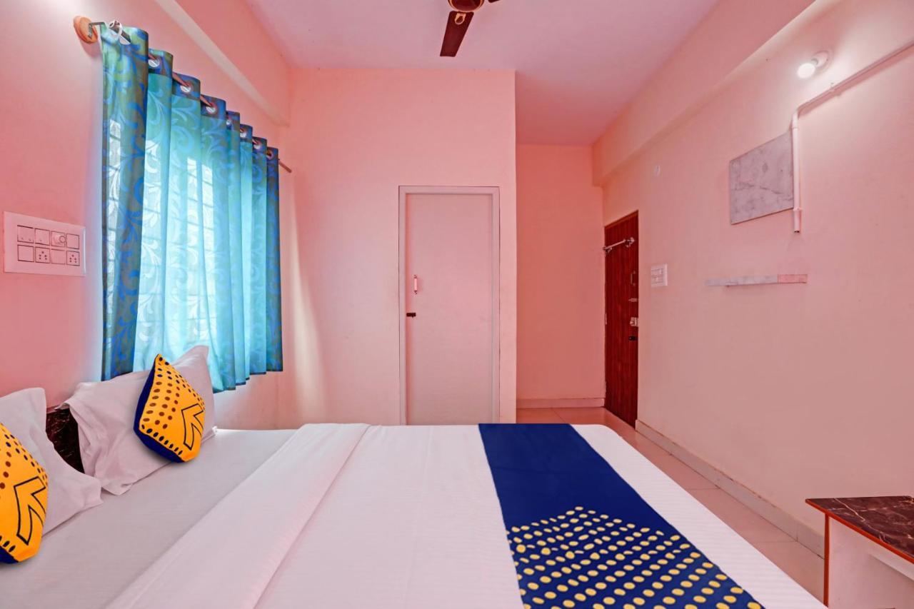 Oyo Hotel C P Residency Мисор Екстериор снимка