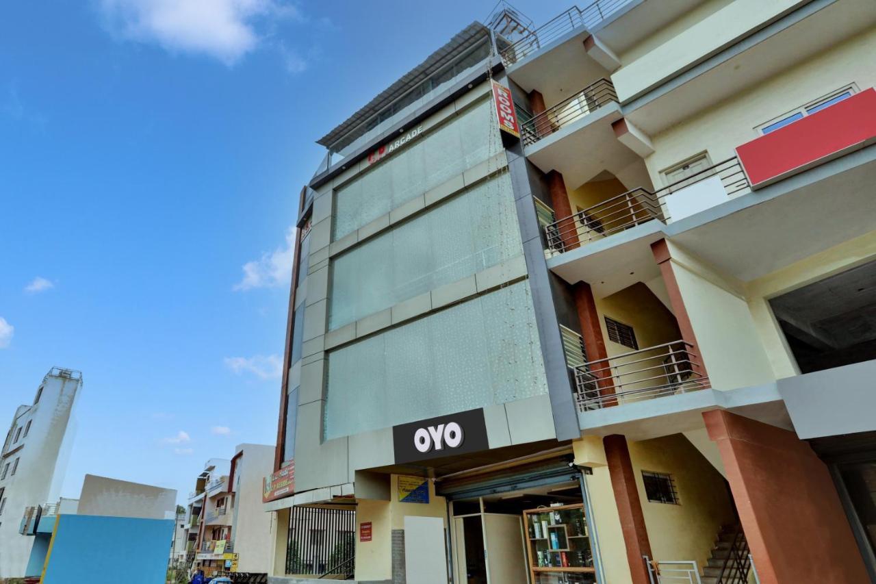 Oyo Hotel C P Residency Мисор Екстериор снимка