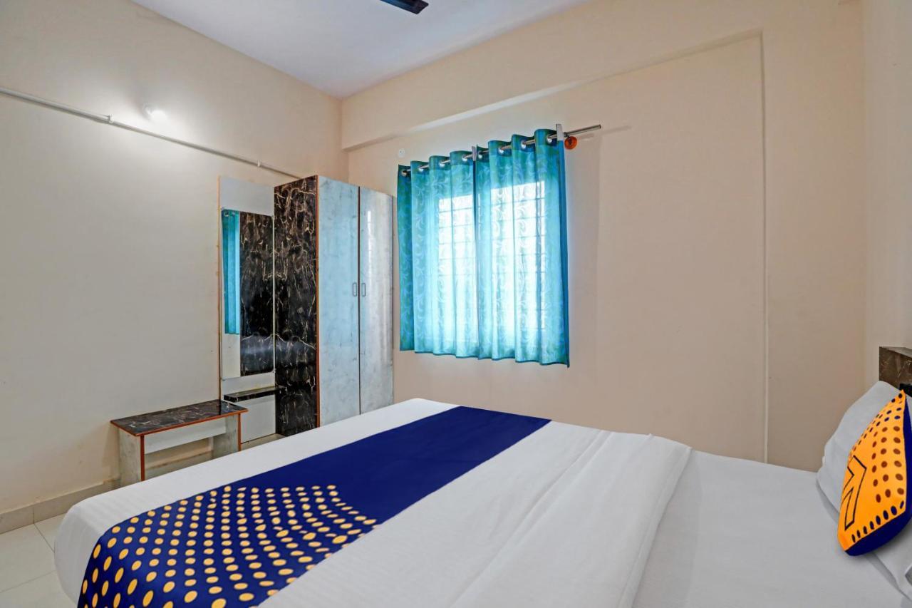 Oyo Hotel C P Residency Мисор Екстериор снимка