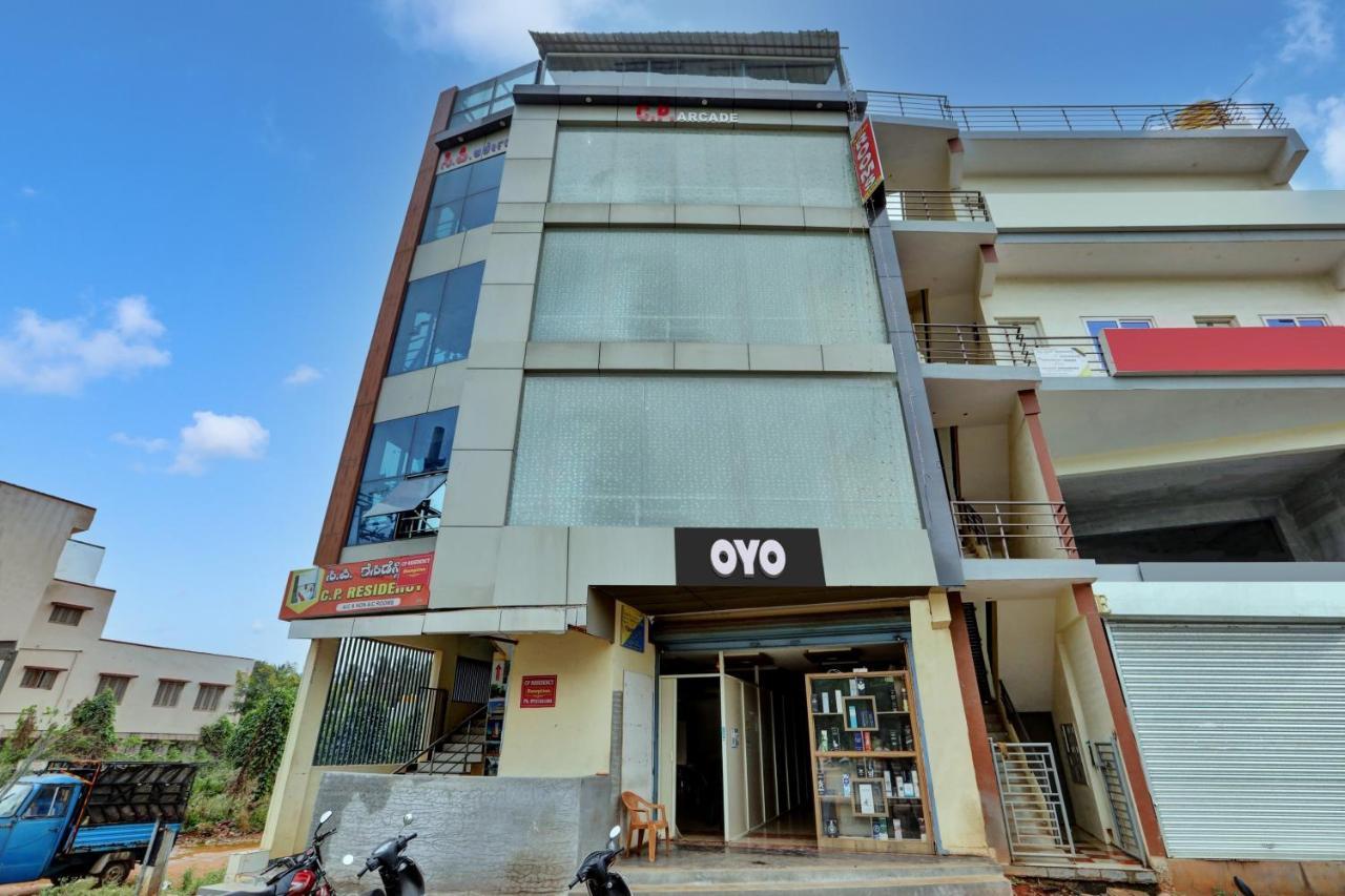 Oyo Hotel C P Residency Мисор Екстериор снимка